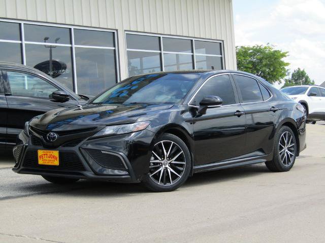 Used 2024 Toyota Camry SE FWD image 11