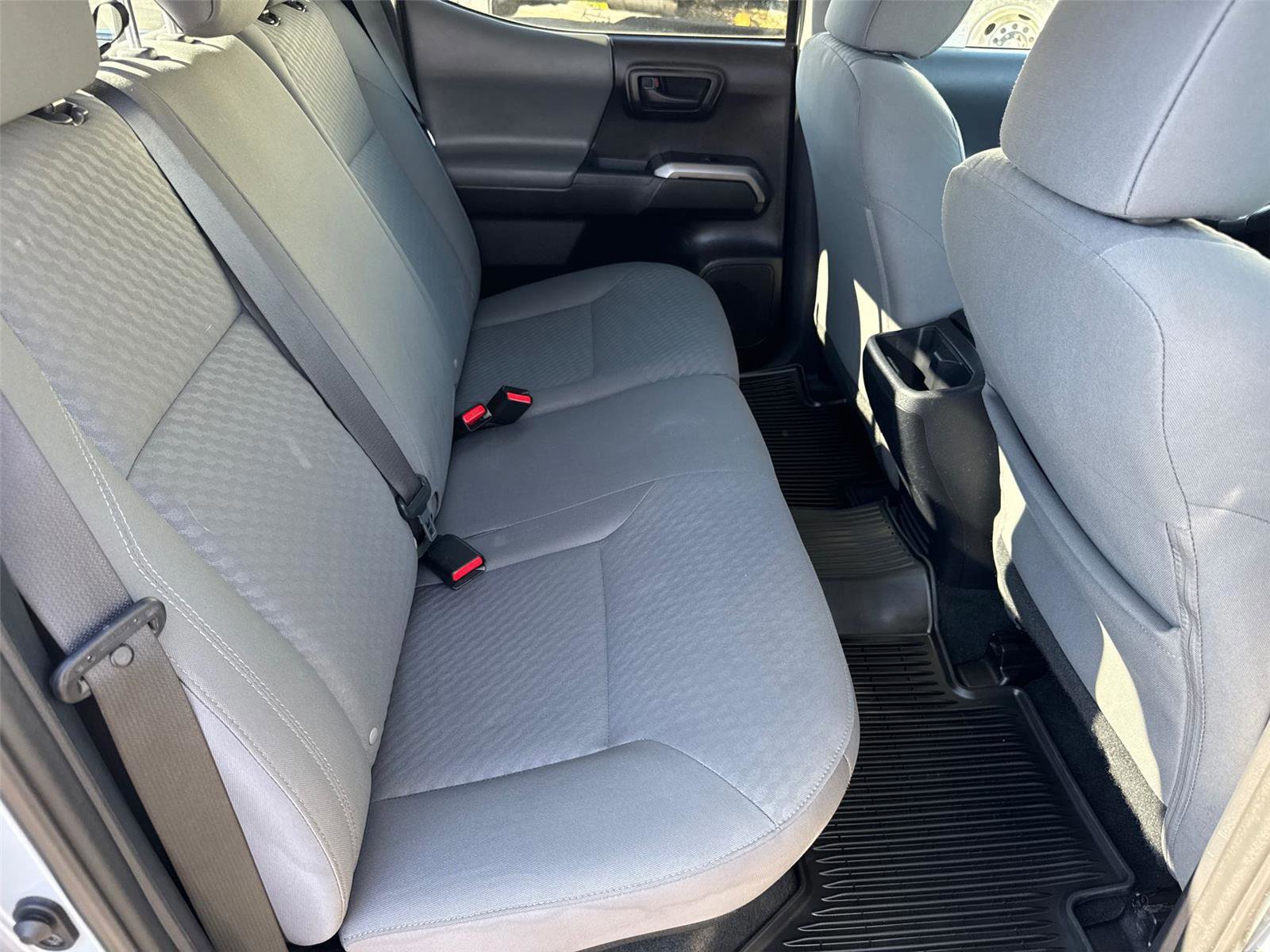 Used 2020 Toyota Tacoma SR5 image 19