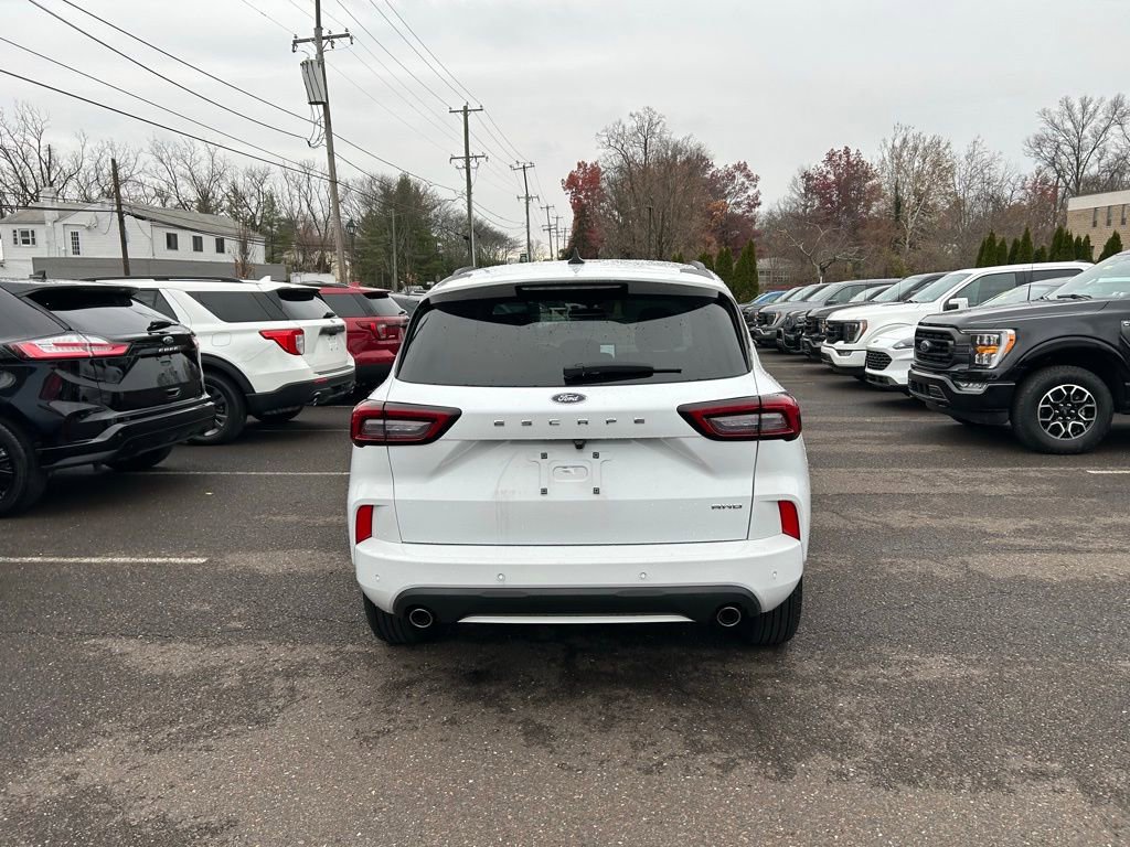 Certified 2023 Ford Escape ST-Line w/ Tech Pack #1 image 7
