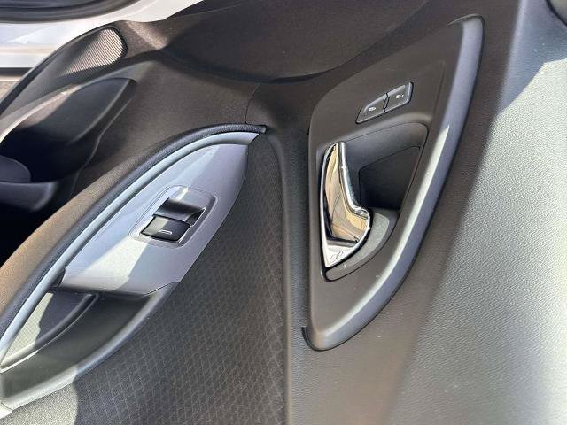 Used 2024 Chevrolet Malibu LT FWD image 17