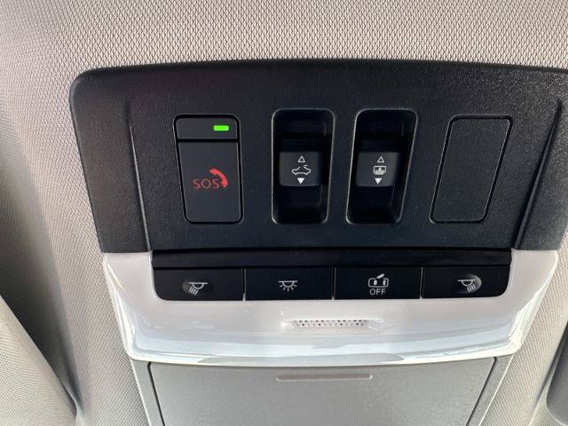 Used 2023 Nissan Pathfinder SL w/ SL Premium Package FWD image 23