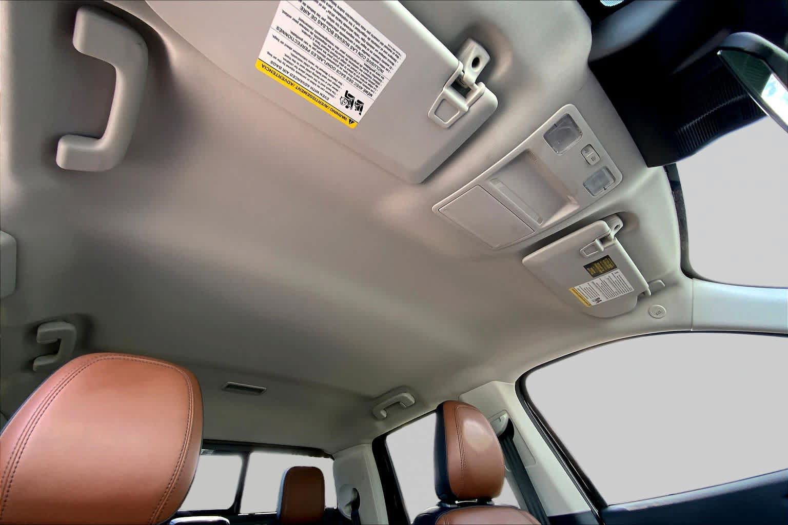 Certified 2022 Ford Maverick Lariat FWD image 12