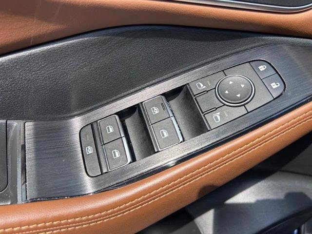 Used 2024 Nissan Rogue Platinum w/ Platinum Premium Package image 21