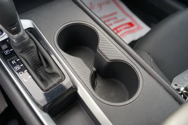 Used 2025 Nissan Altima 2.5 SV FWD image 19