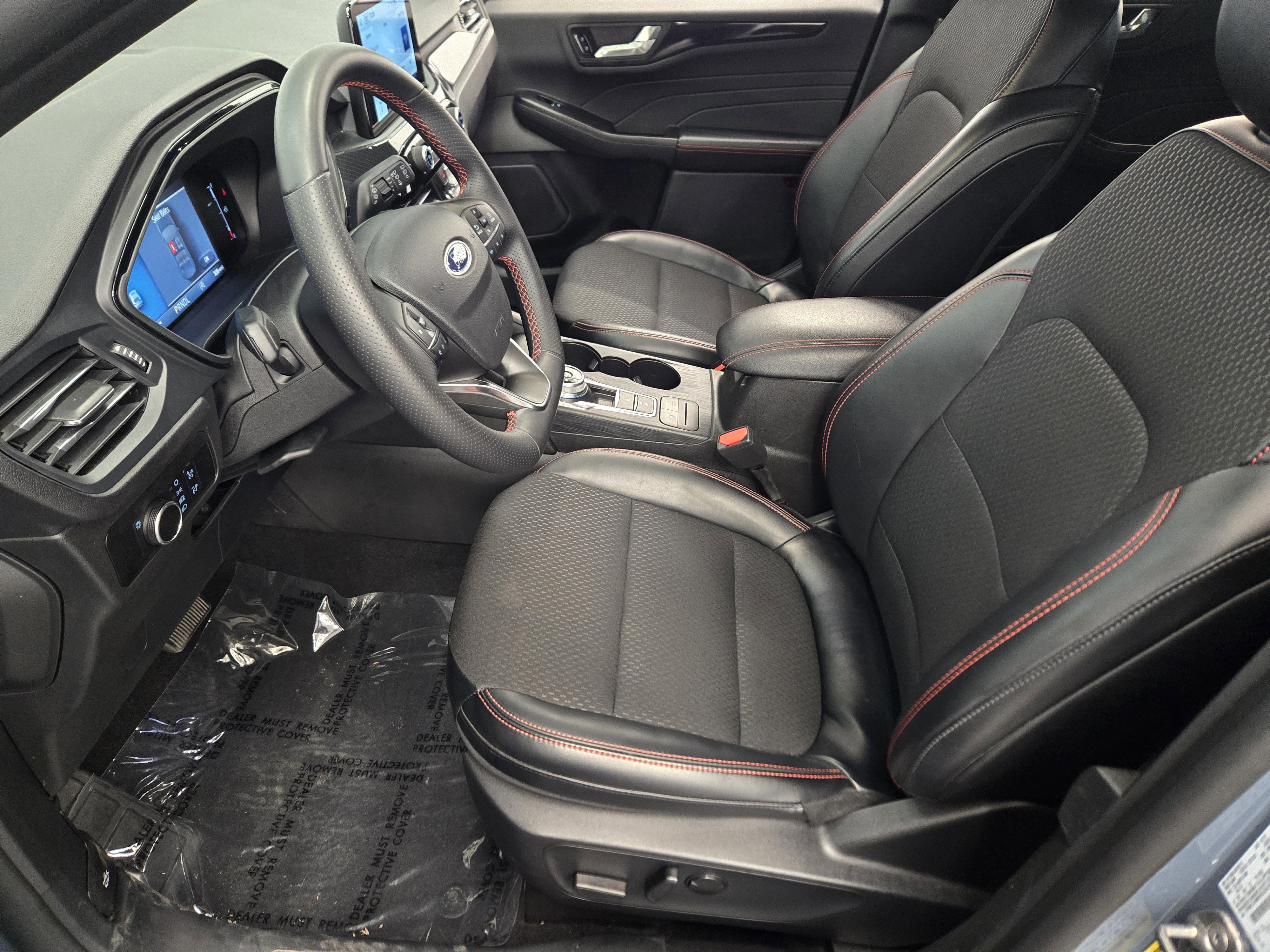 Certified 2025 Ford Escape ST-Line image 12