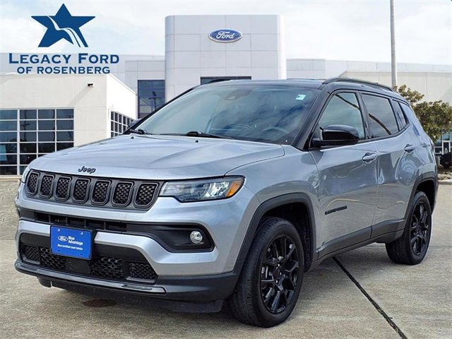 Used 2024 Jeep Compass Latitude w/ Convenience Group