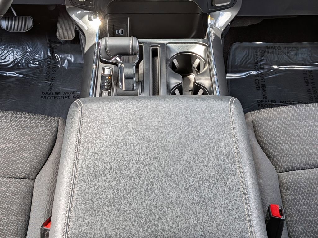 Certified 2023 Ford F150 XLT w/ Equipment Group 302A High image 19