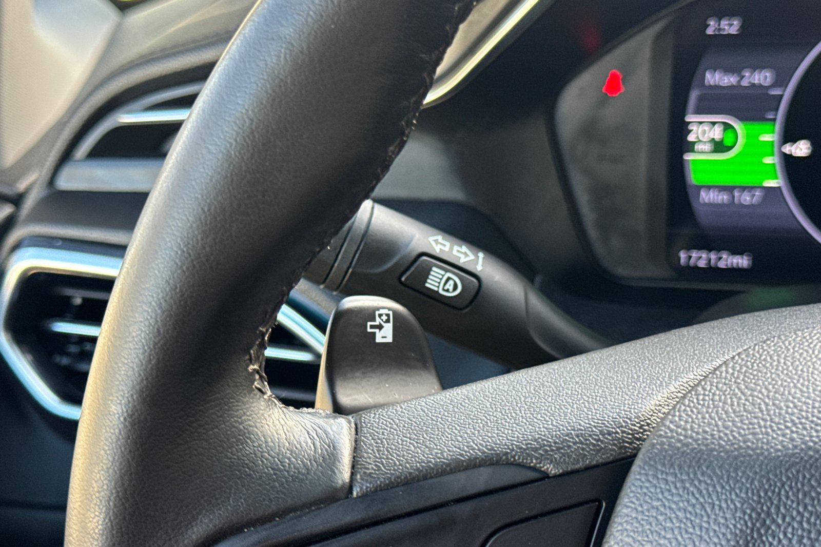 Used 2023 Chevrolet Bolt LT w/ Infotainment Package FWD image 37