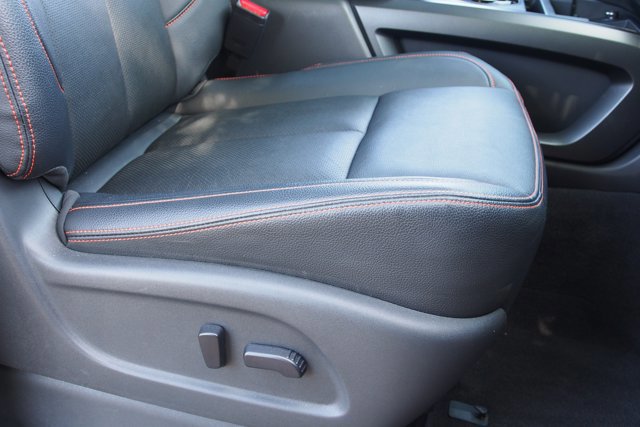 Used 2023 Nissan Titan PRO-4X w/ Pro-4x Convenience Package AWD/4WD image 13