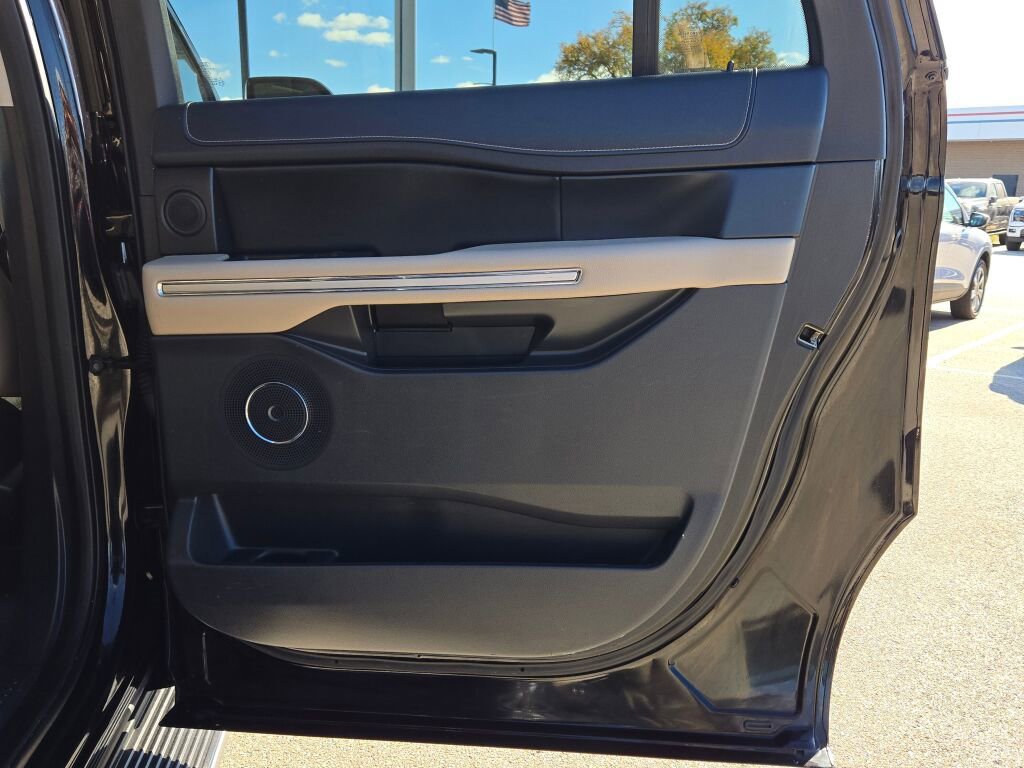 Certified 2023 Ford Expedition Max Limited image 12