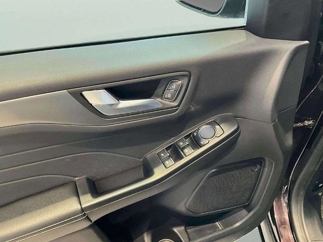 Certified 2023 Ford Escape SE image 15