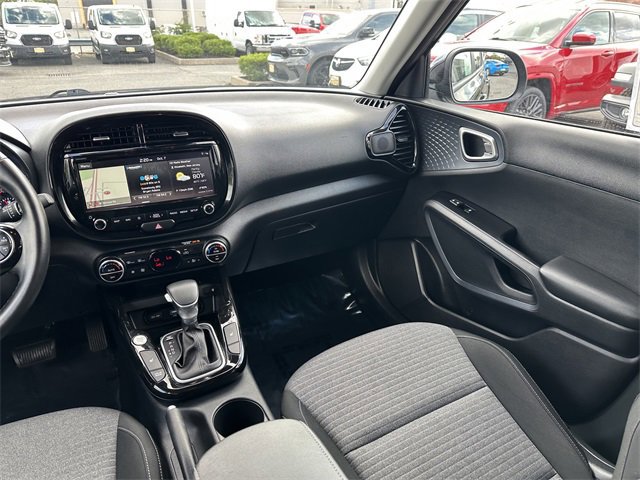 Used 2020 Kia Soul EX image 18