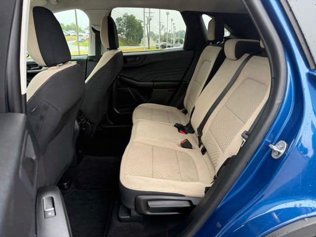 Certified 2022 Ford Escape SE w/ Cold Weather Package AWD/4WD image 15