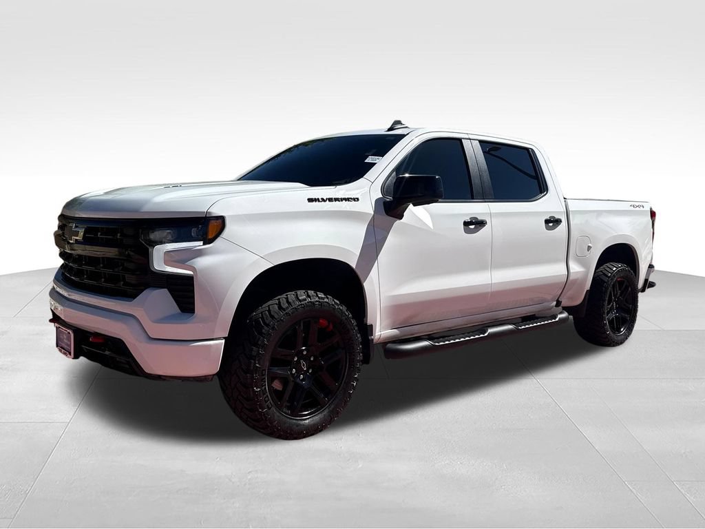 Used 2023 Chevrolet Silverado 1500 RST w/ Redline Edition AWD/4WD image 4
