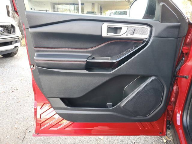 Certified 2023 Ford Explorer ST-Line w/ Class IV Trailer Tow Package RWD image 18