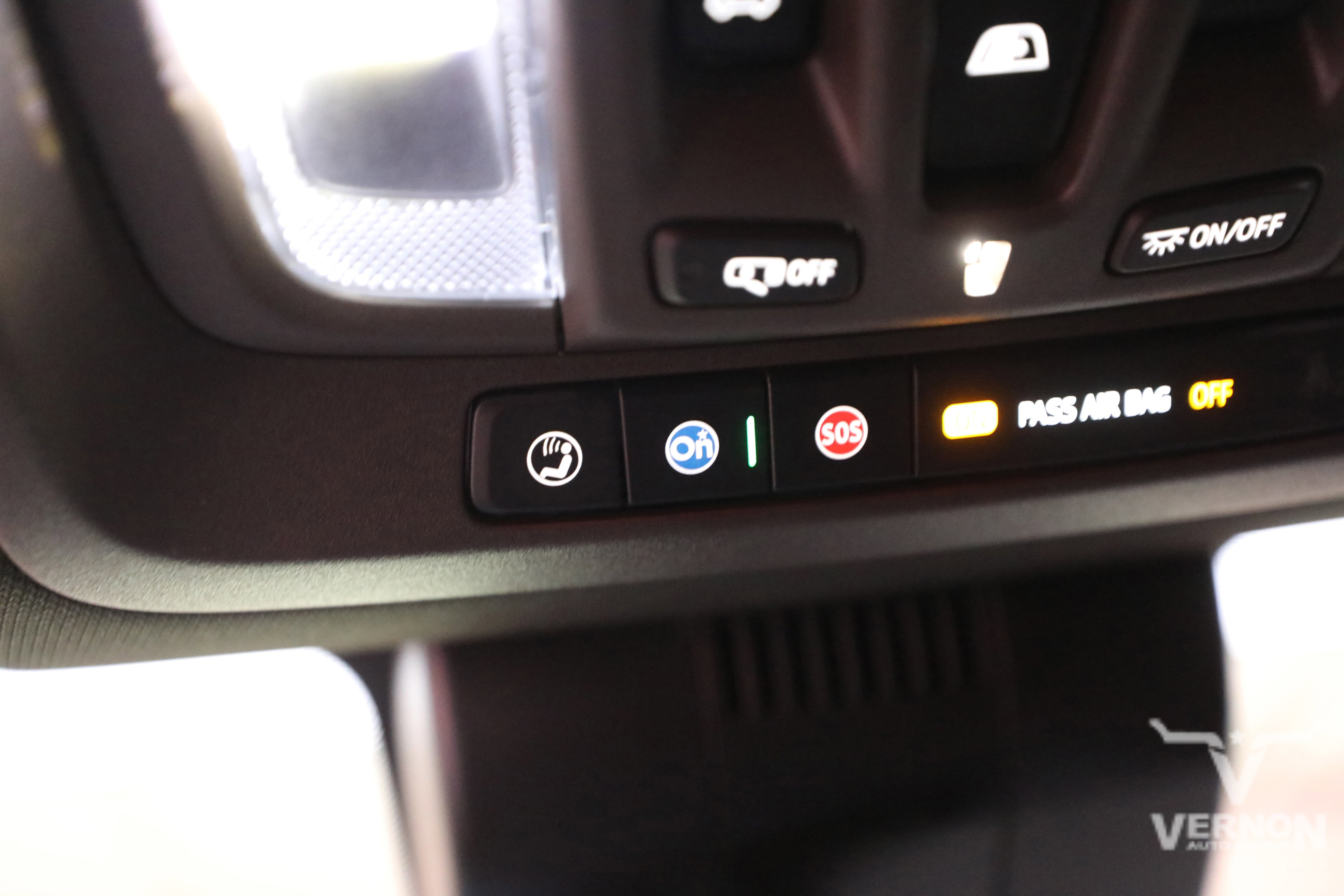 Used 2024 GMC Sierra 2500 Denali w/ Denali Reserve Package image 25