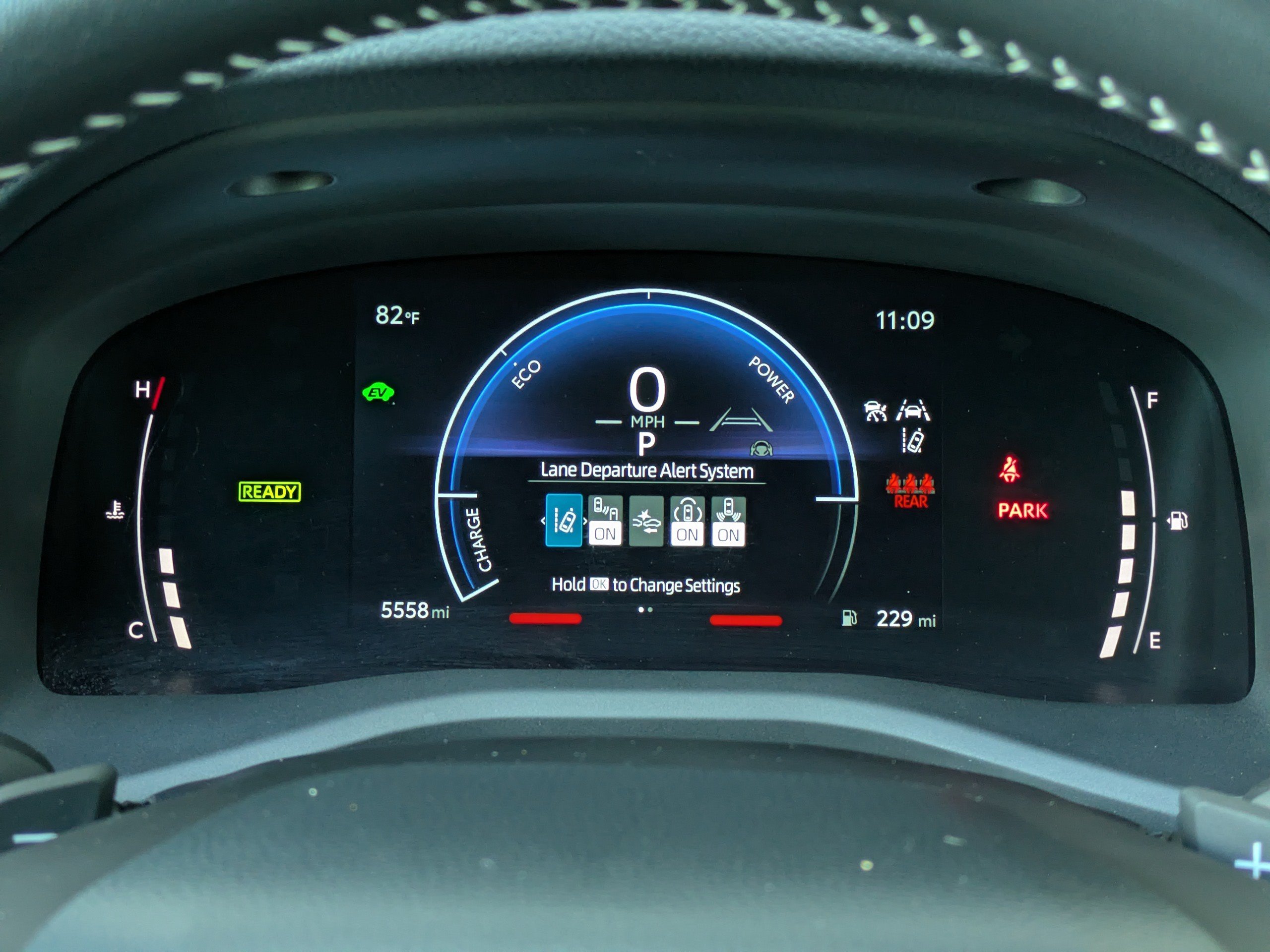 Used 2025 Toyota Camry SE FWD image 27