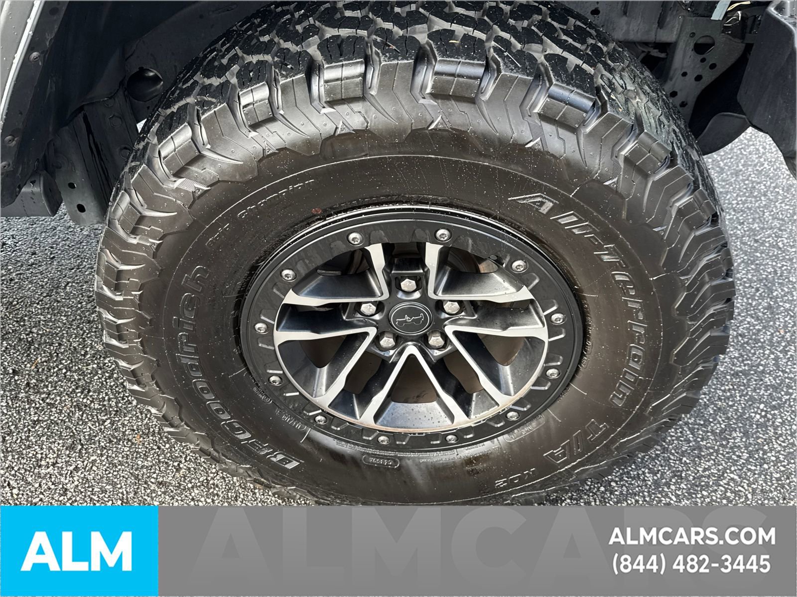 Used 2024 Jeep Wrangler Willys image 14