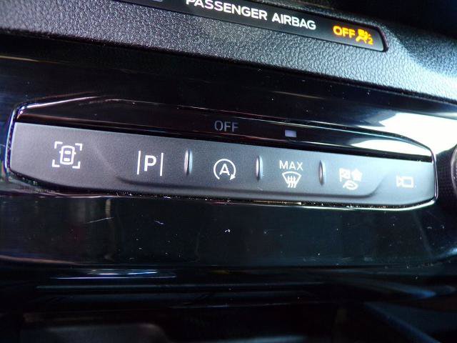 Certified 2023 Ford Escape ST-Line Elite w/ Premium Technology Package AWD/4WD image 23