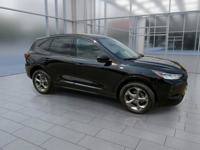 Certified 2023 Ford Escape ST-Line Select w/ Tech Pack #1 AWD/4WD image 9