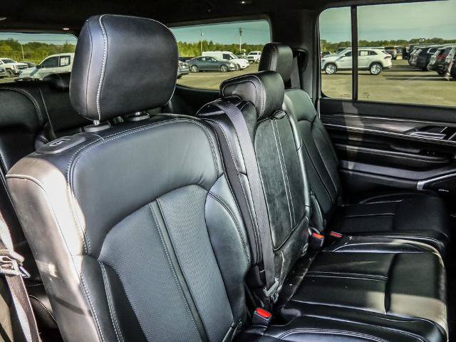 Used 2022 Jeep Wagoneer Series II AWD/4WD image 25