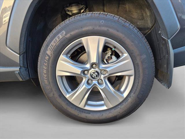 Used 2023 Toyota RAV4 XLE w/ Convenience Package AWD/4WD image 17
