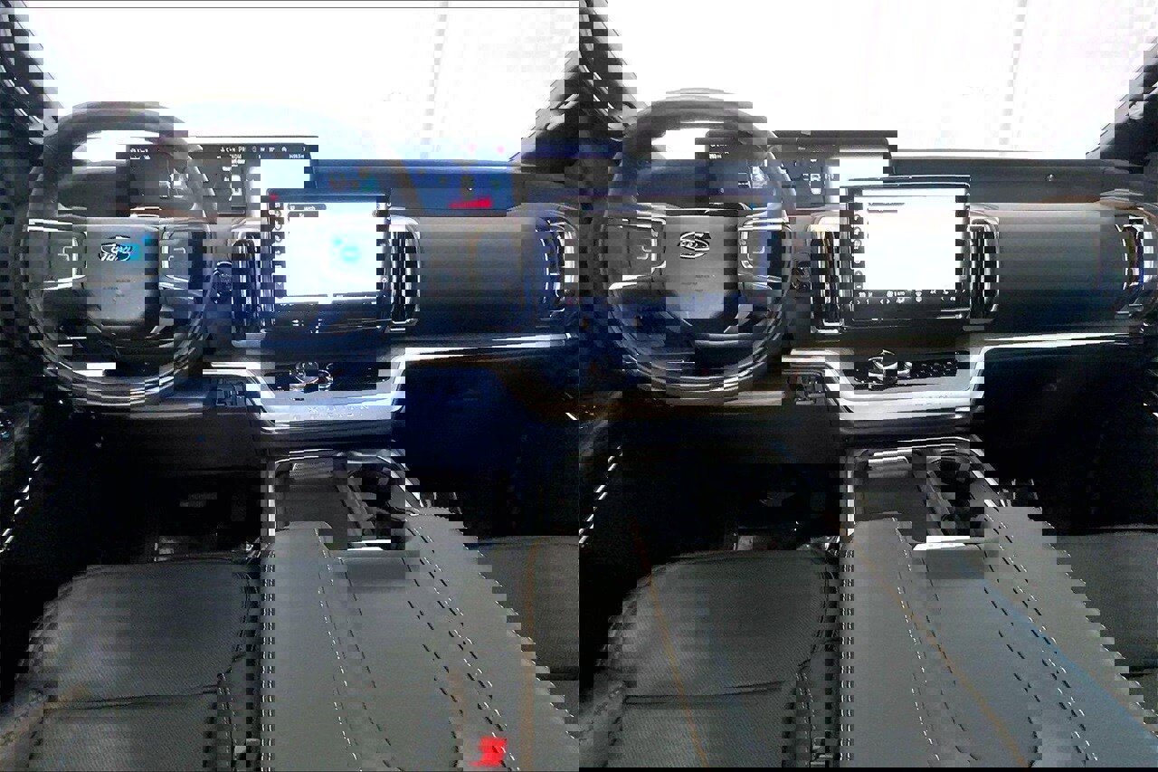 Certified 2025 Ford Expedition Tremor image 15