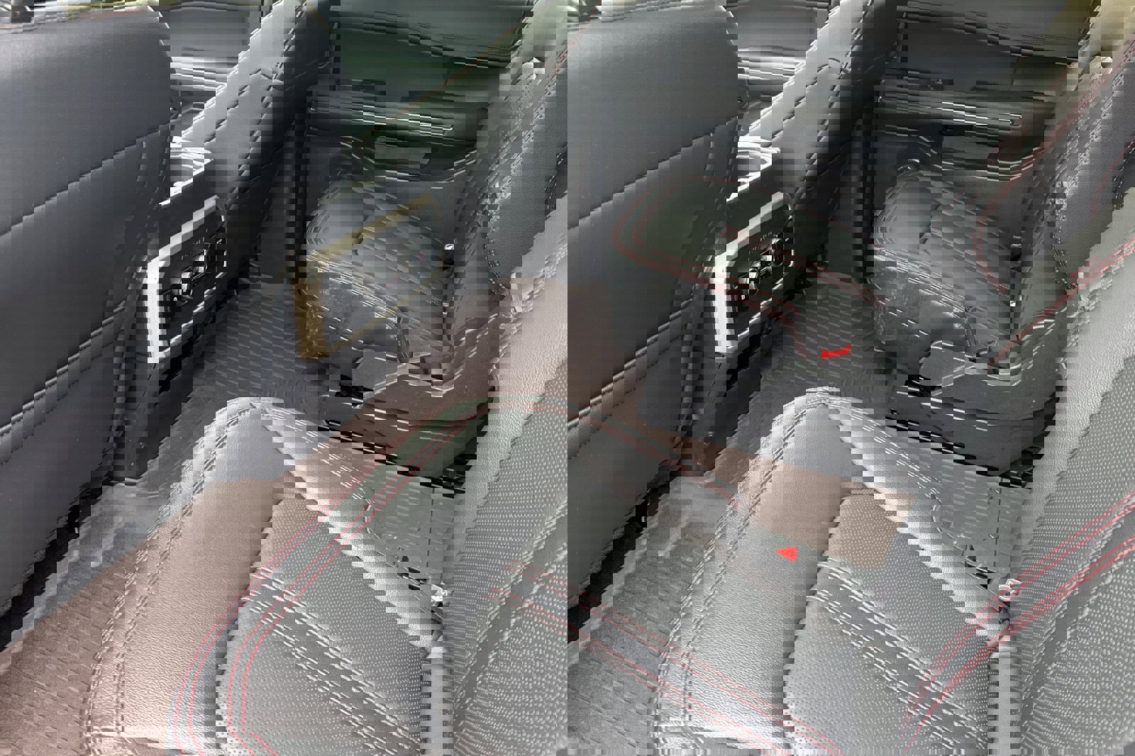 Certified 2024 Ford Expedition Limited image 13