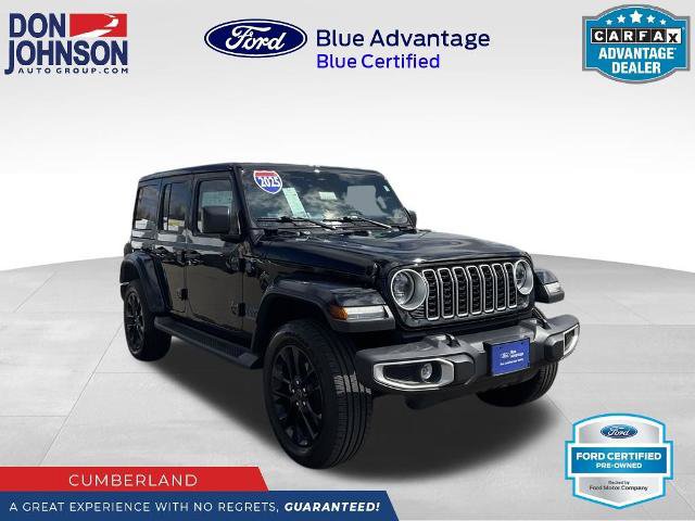 Used 2025 Jeep Wrangler Unlimited Sahara AWD/4WD image 1