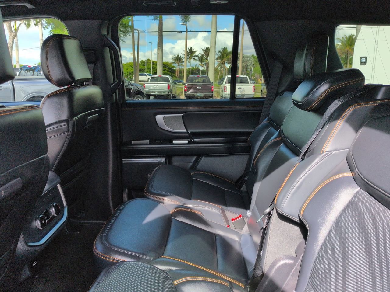 Certified 2025 Ford Expedition Tremor AWD/4WD image 14