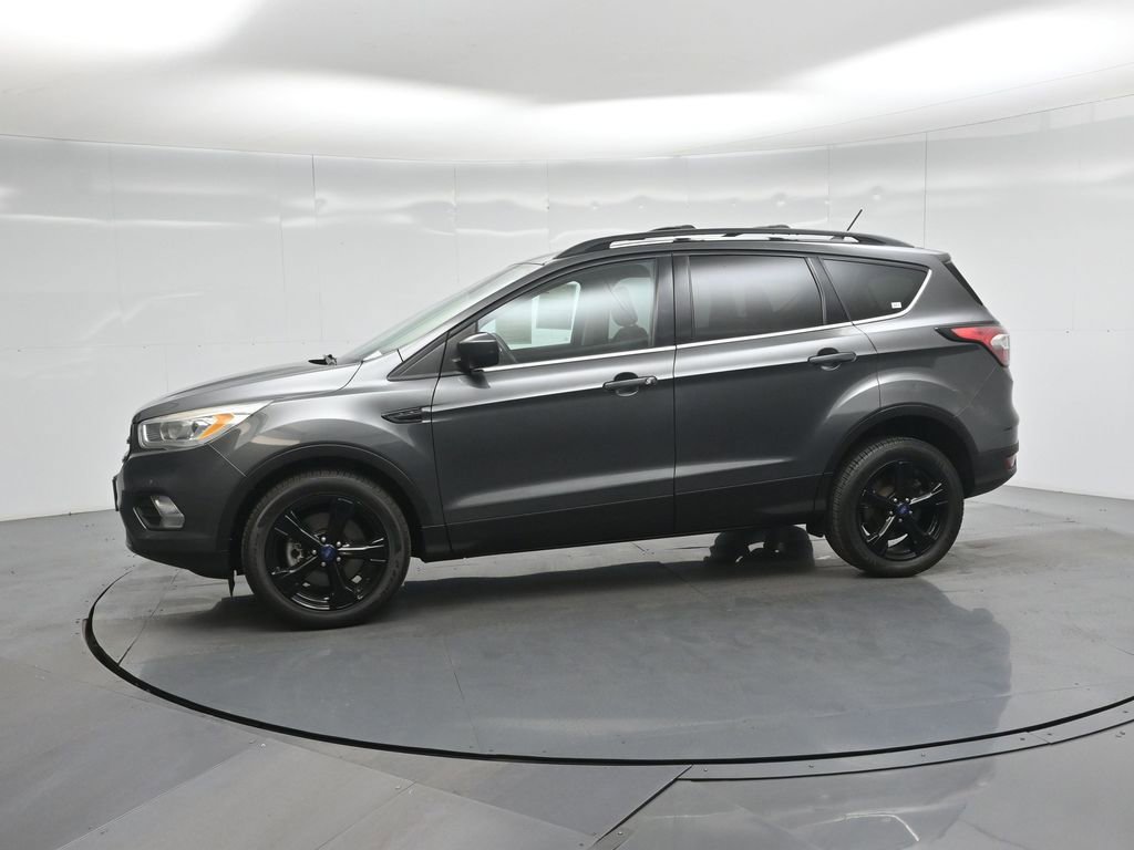 Certified 2018 Ford Escape SEL image 29