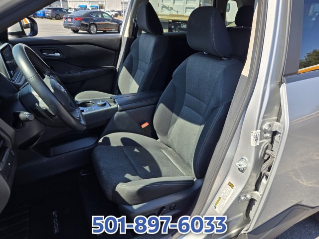 Used 2025 Nissan Rogue SV AWD/4WD image 9