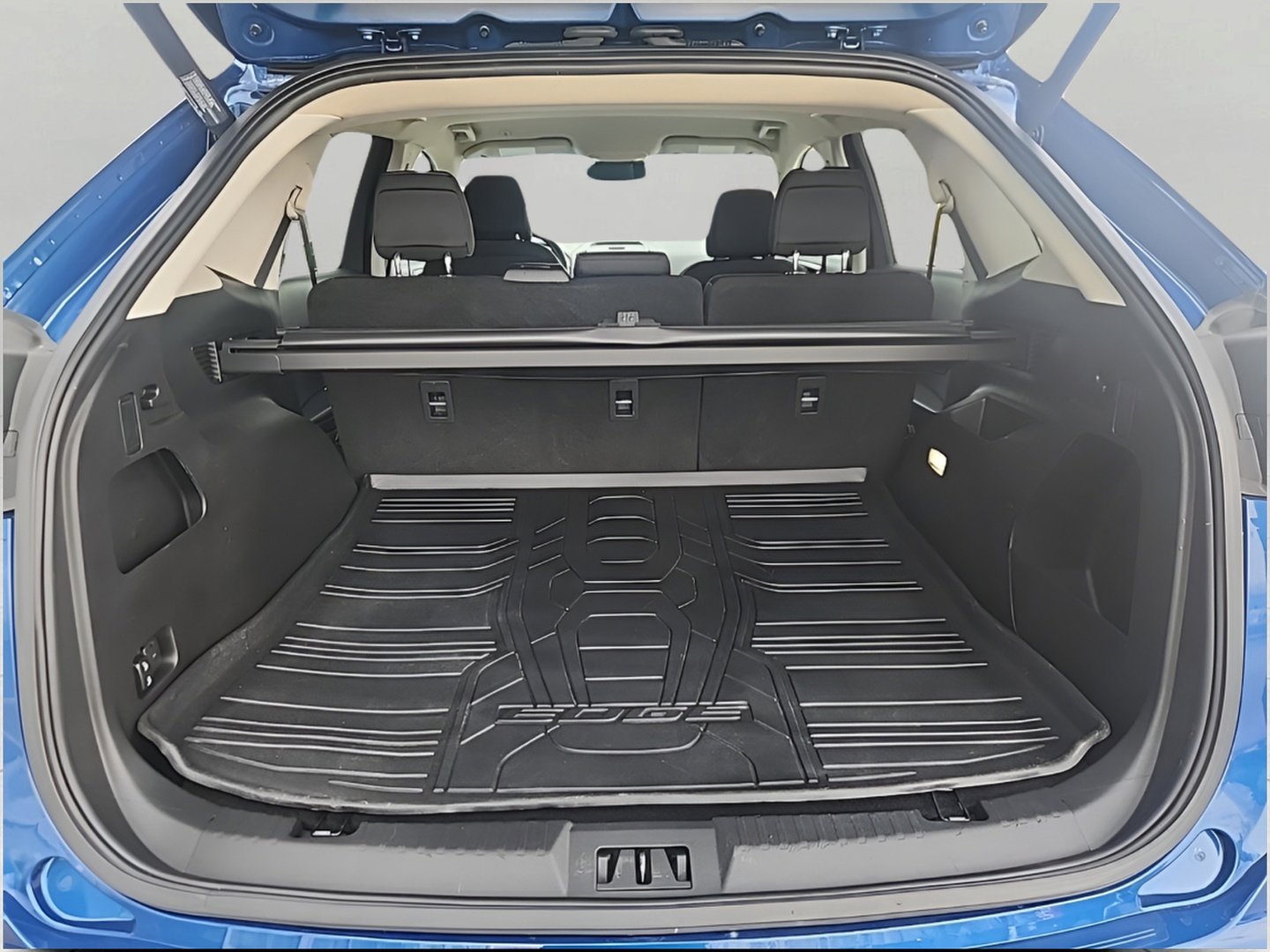 Certified 2020 Ford Edge SEL image 9