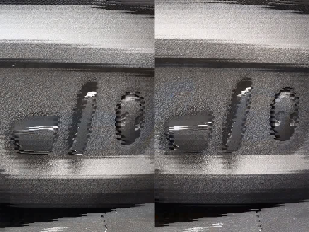 Used 2023 Nissan Rogue Platinum w/ Platinum Premium Package image 18