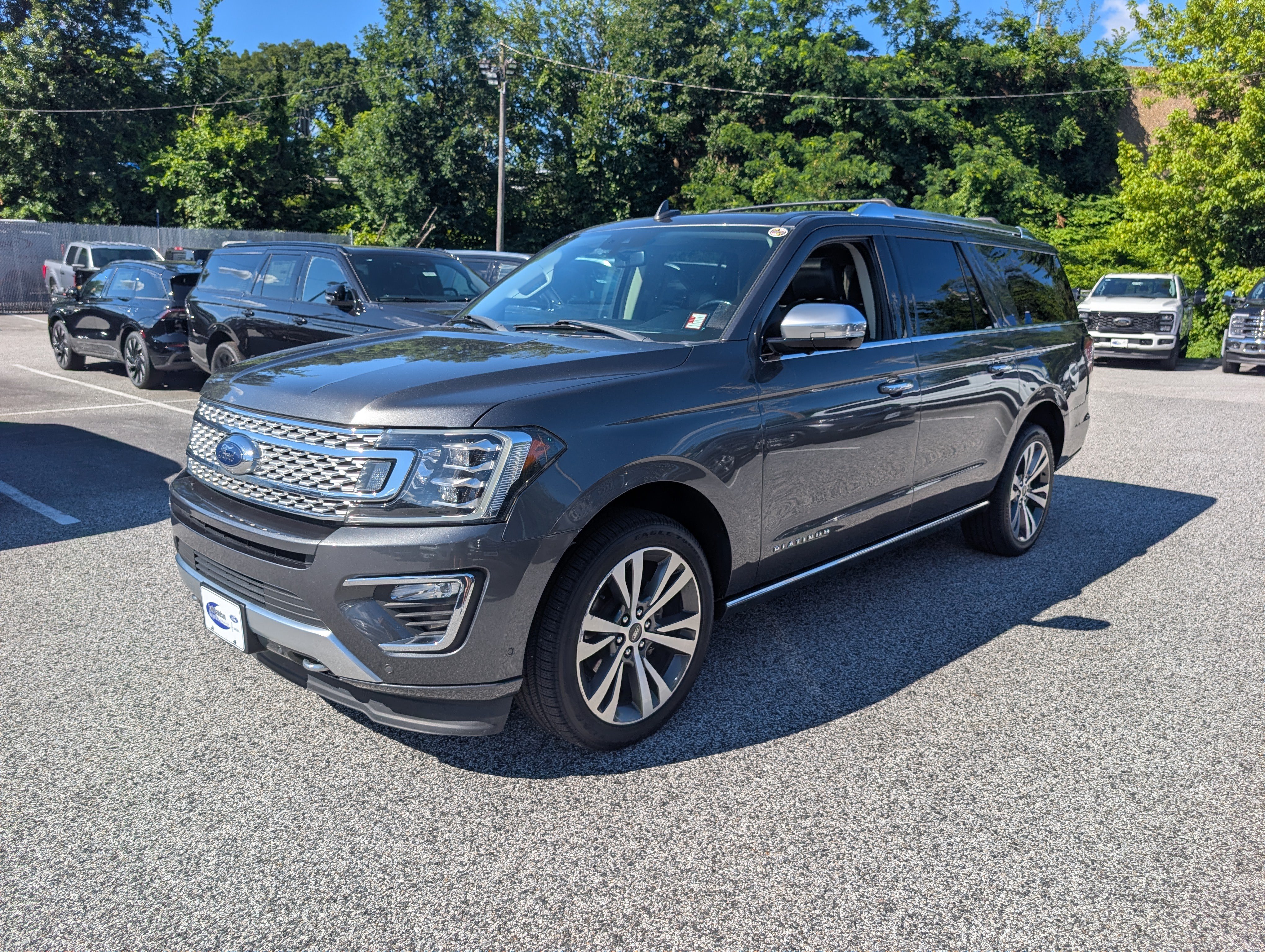 Certified 2020 Ford Expedition Max Platinum AWD/4WD image 2