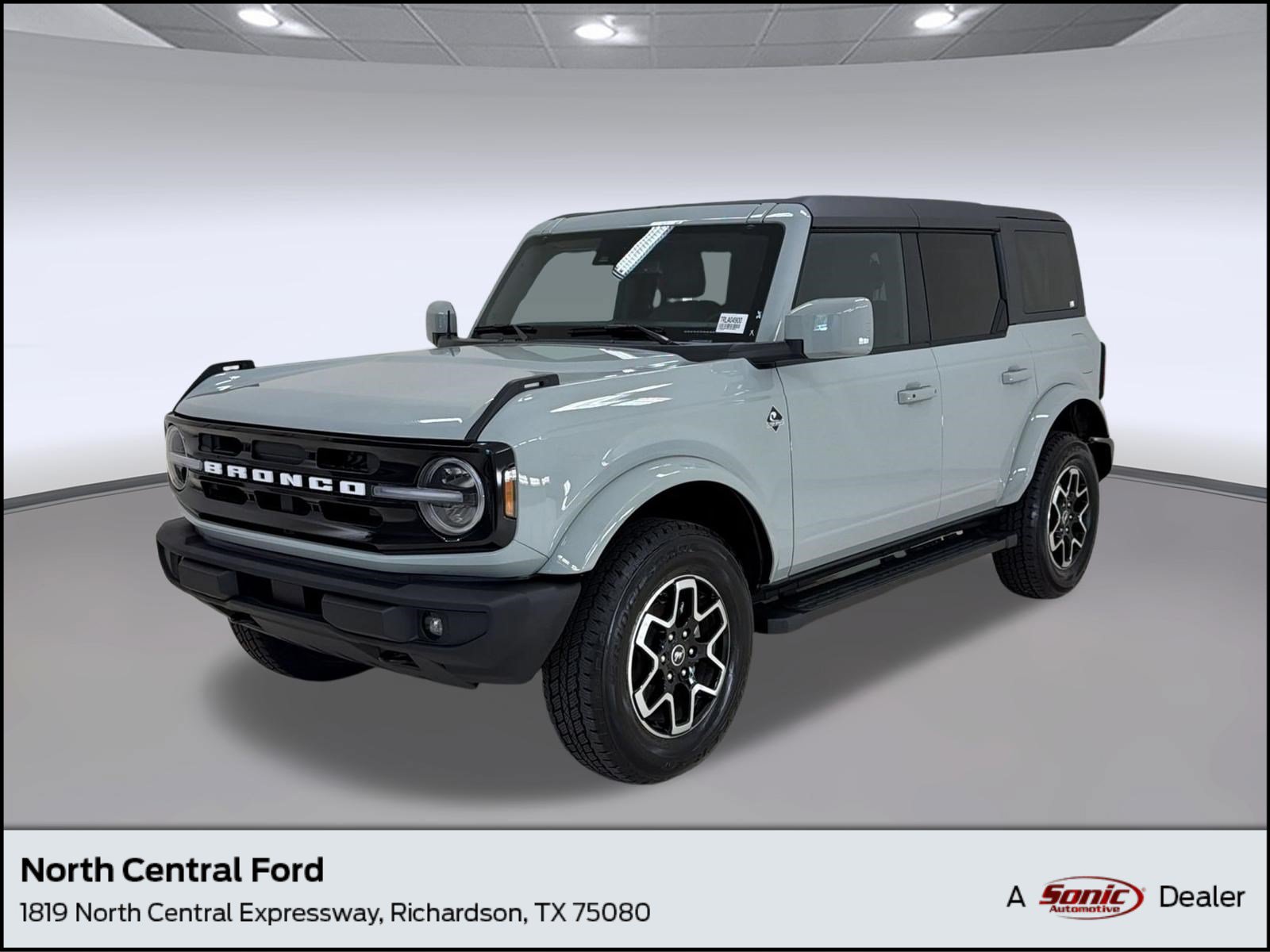 Certified 2024 Ford Bronco Outer Banks AWD/4WD image 1