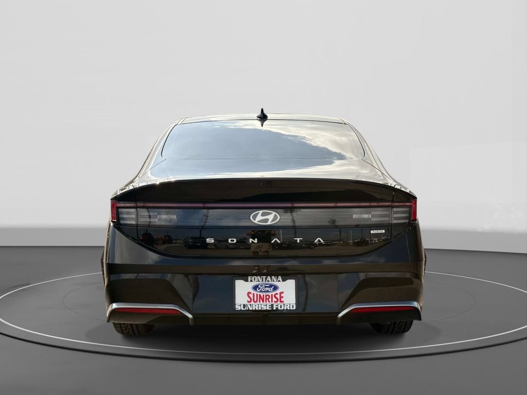 Used 2025 Hyundai Sonata SEL FWD image 6