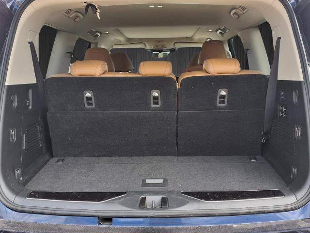 Used 2025 INFINITI QX80 Sensory AWD/4WD image 12