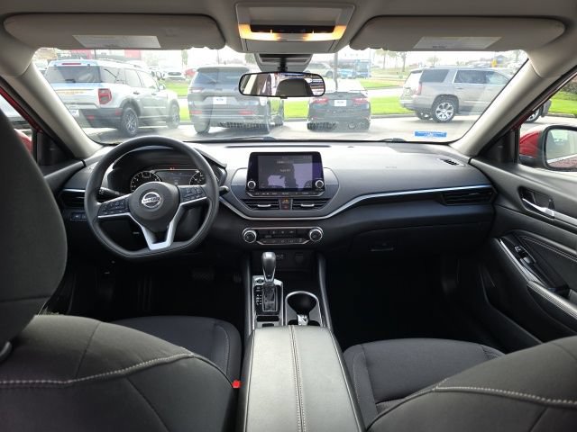 Used 2021 Nissan Altima 2.5 SV AWD/4WD image 14