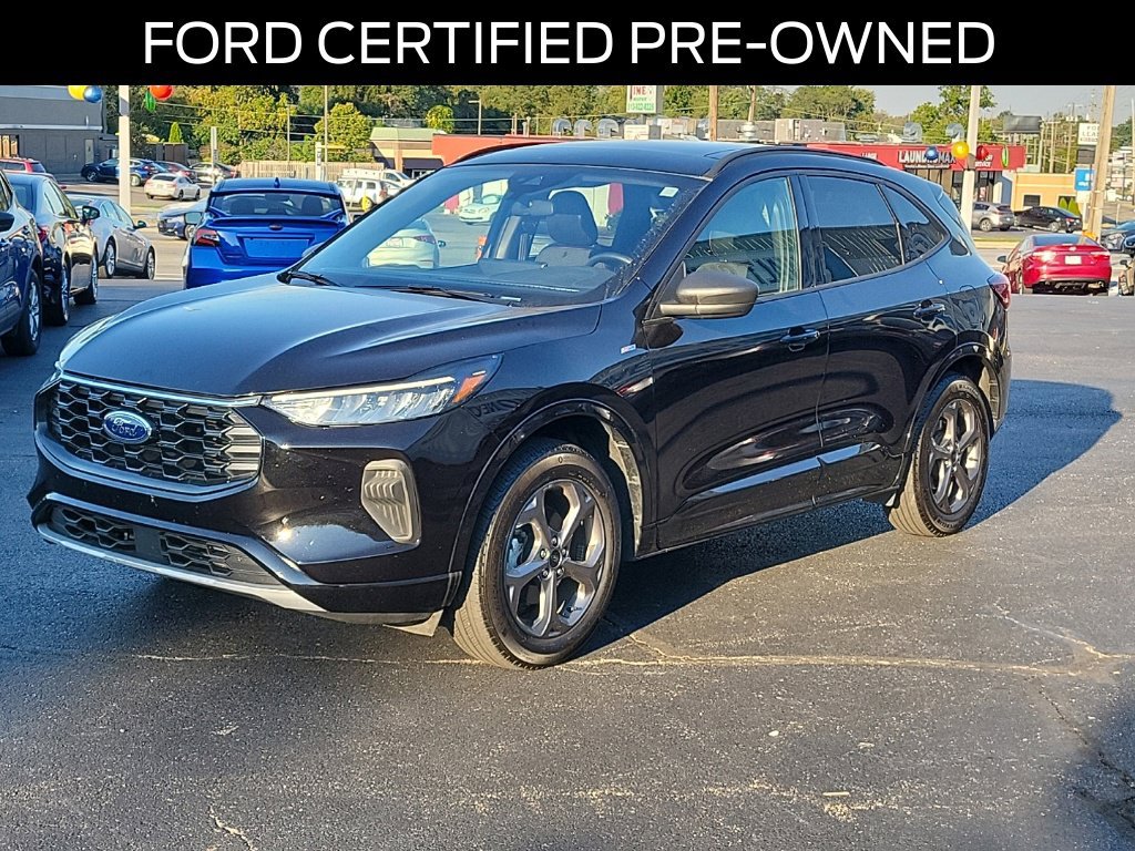 Certified 2024 Ford Escape ST-Line w/ Tech Pack #1 AWD/4WD image 2