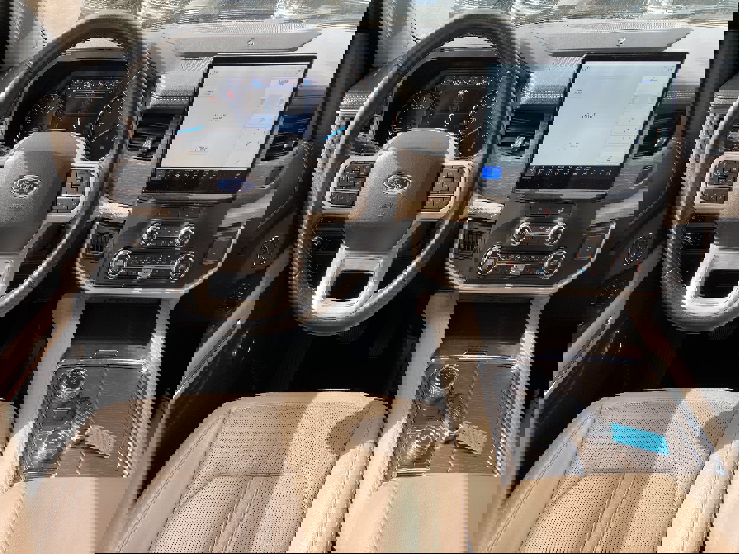 Certified 2022 Ford Expedition Max Limited image 11