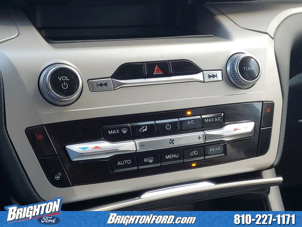 Certified 2024 Ford Explorer XLT w/ Equipment Group 202A image 25