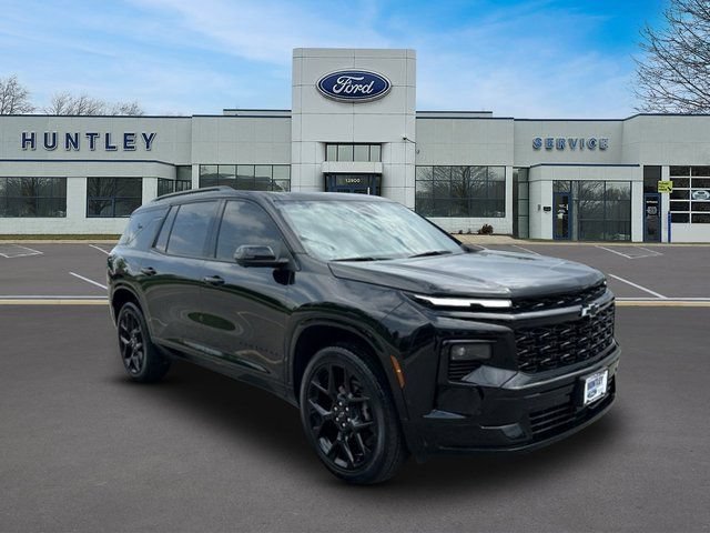 Used 2024 Chevrolet Traverse RS w/ LPO, Floor Liner Package AWD/4WD image 3
