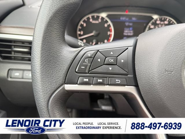 Used 2024 Nissan Altima 2.5 SV FWD image 20