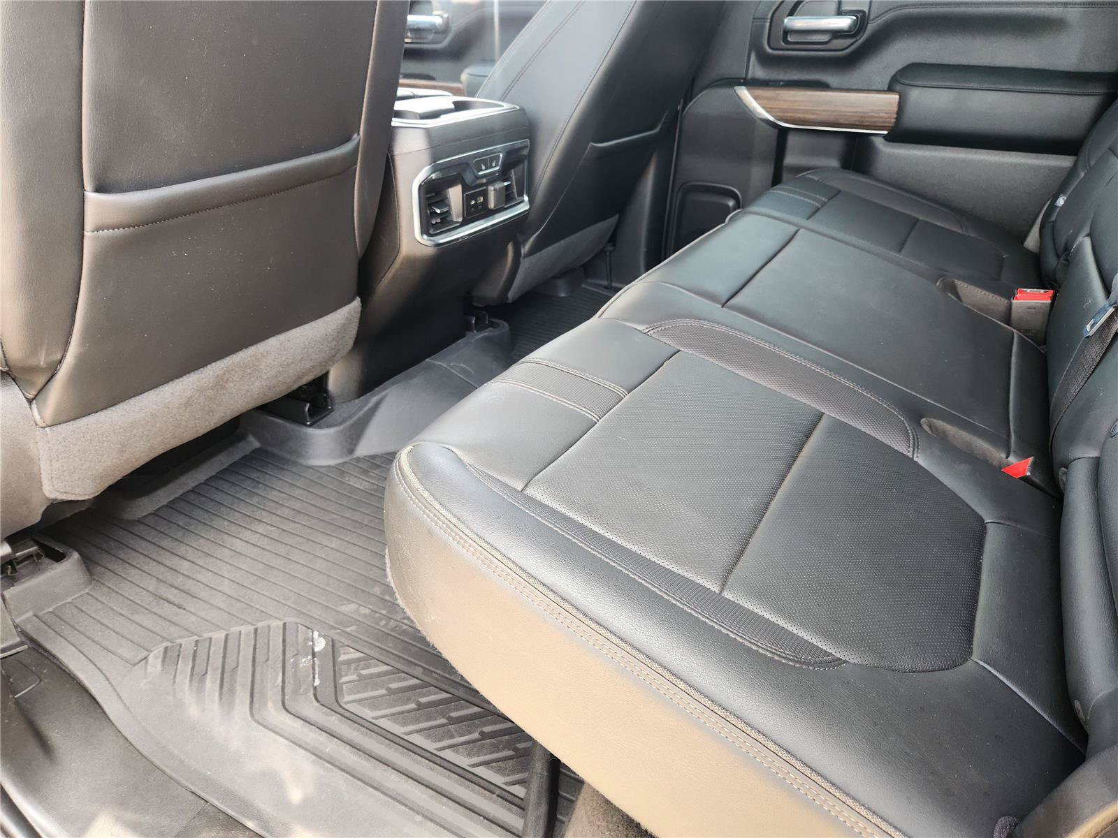 Used 2022 Chevrolet Silverado 2500 High Country w/ Technology Package AWD/4WD image 24