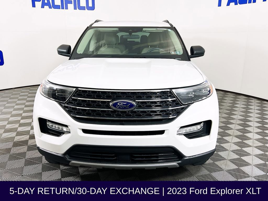 Certified 2023 Ford Explorer XLT w/ Equipment Group 202A image 8