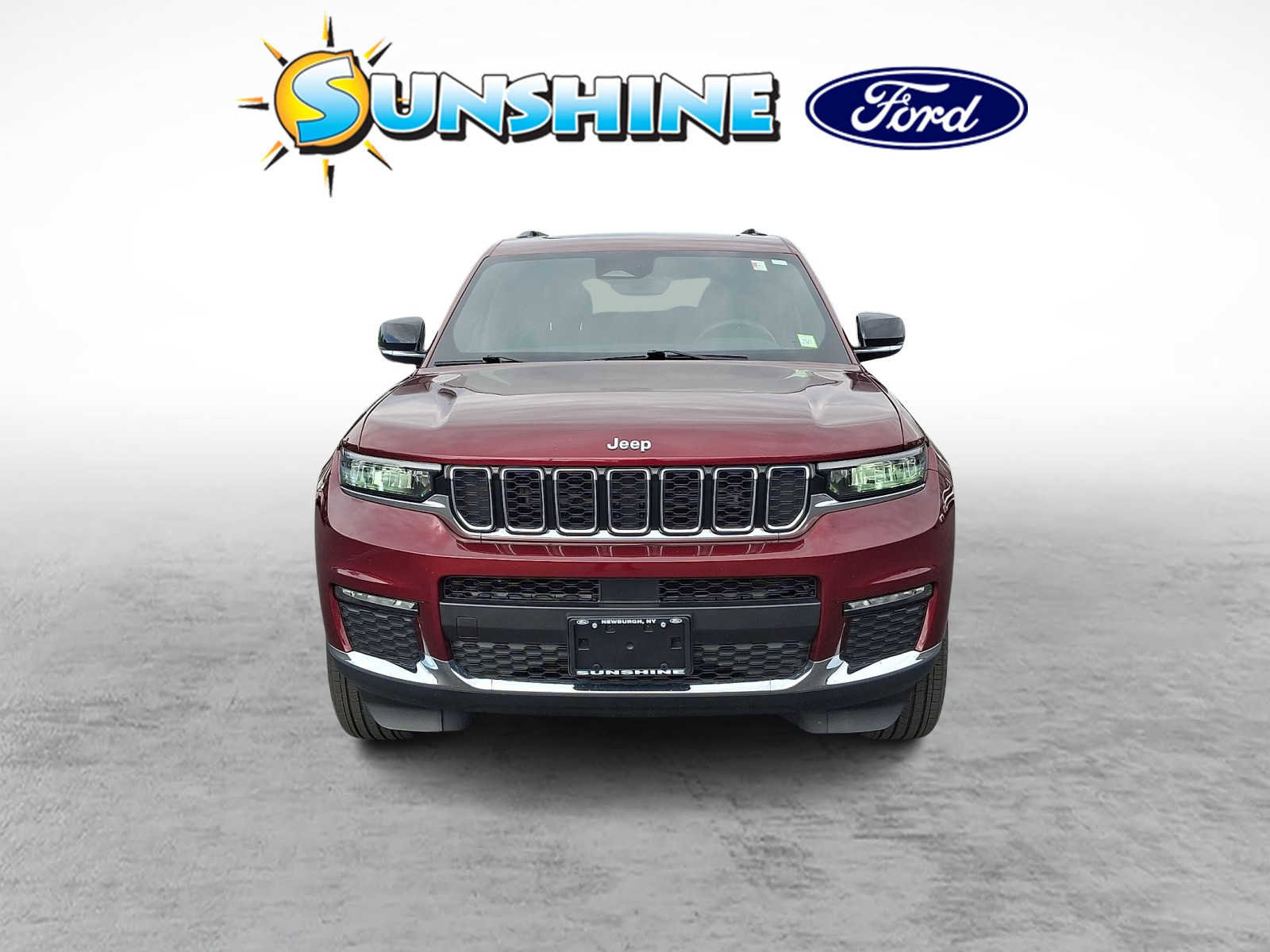Used 2024 Jeep Grand Cherokee L Limited AWD/4WD image 2