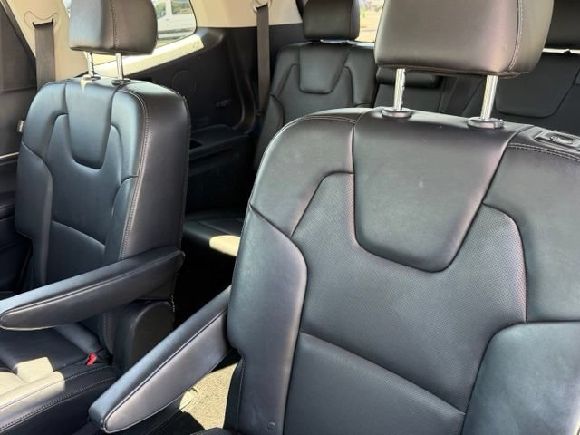 Used 2025 Kia Telluride S AWD/4WD image 24