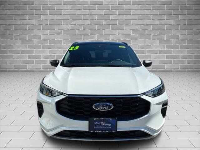 Certified 2023 Ford Escape ST-Line w/ Tech Pack #1 AWD/4WD image 2