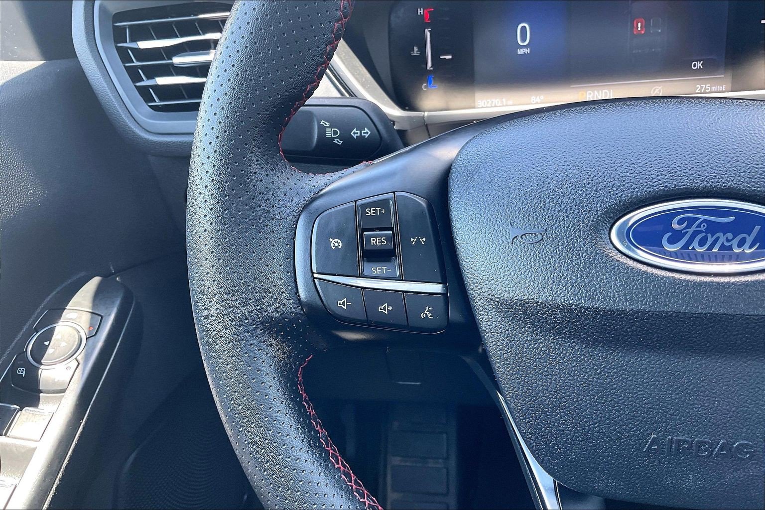 Certified 2025 Ford Escape ST-Line AWD/4WD image 17